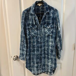 Cloth & Stone Navy Plaid Acid Wash V-Neck Shirt Dress/Tunic Button up